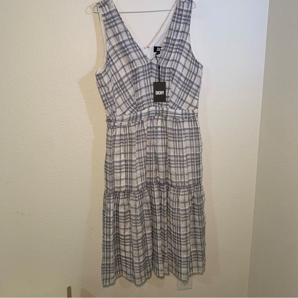 Dkny Dresses & Skirts - NWT Cottagecore DKNY Size 14 Plaid Knee Length Tank V-neck Dress Boho Chic